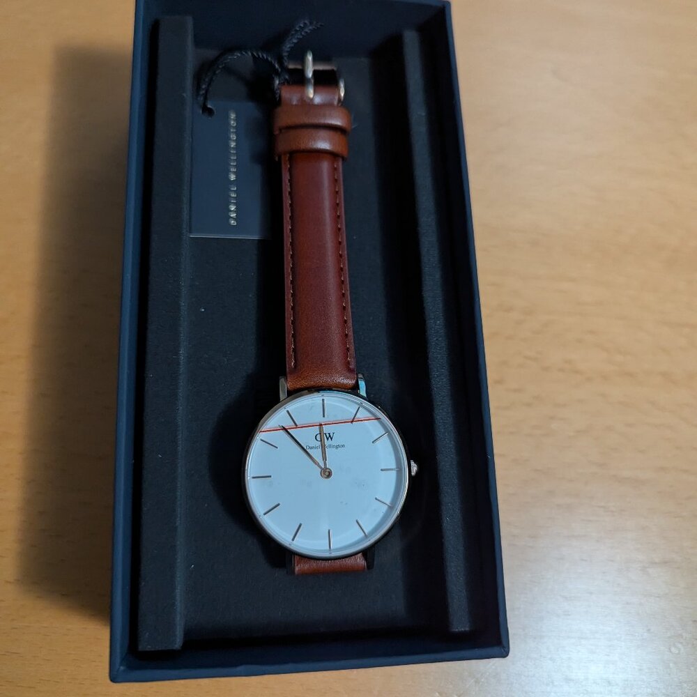 Brand new Daniel Wellington Woman's watch
